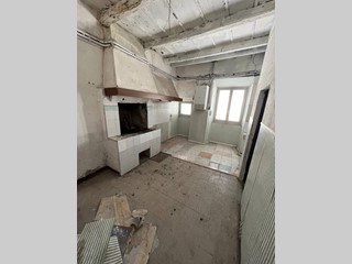 Casa Indipendente in Vendita a Fermo, 215'000€, 457 m²