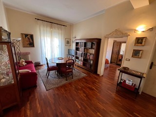 Quadrilocale in Vendita a Porto San Giorgio, 265'000€, 110 m²