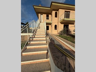 Trilocale in Vendita a Fermo, 185'000€, 90 m²