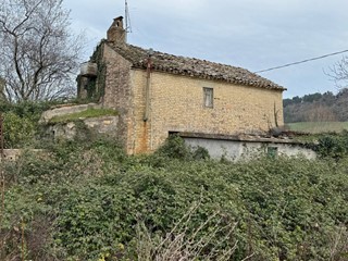 Casa Indipendente in Vendita a Fermo, 45'000€, 160 m²