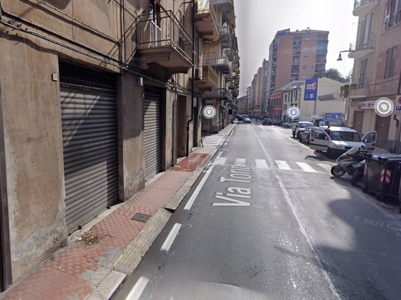 Magazzino in Vendita a Savona, 60'000€, 60 m²