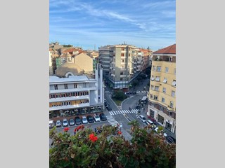 Appartamento in Vendita a Savona, 420'000€, 199 m²