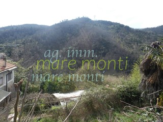 Villetta a schiera in Vendita a Savona, 40'000€, 121 m²