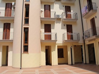 Bilocale in Vendita a Bergantino, 80'000€, 59 m²