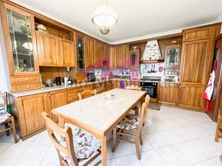 Casa Semi Indipendente in Vendita a Castelmassa, 55'000€, 135 m²