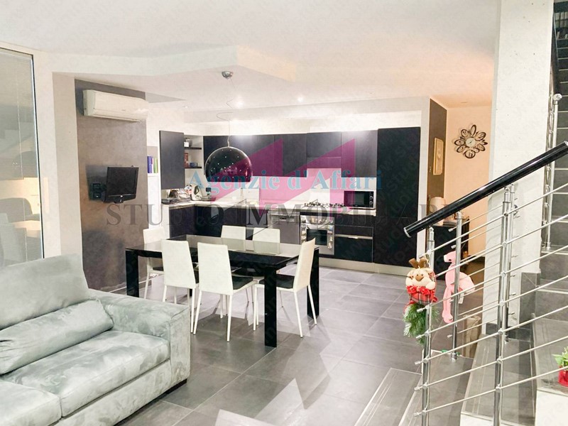 Villetta a schiera in Vendita a Sermide e Felonica, 190 m²