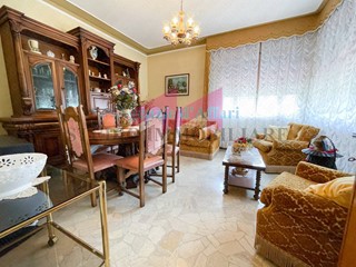 Casa Indipendente in Vendita a Castelmassa, 165'000€, 208 m²