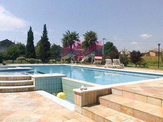 Villa in Vendita a Calto, 197'000&euro;, 340 m²