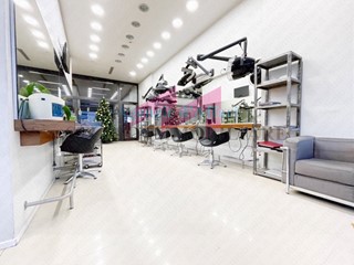 Negozio in Vendita a Castelnovo Bariano, 68'000€, 75 m²