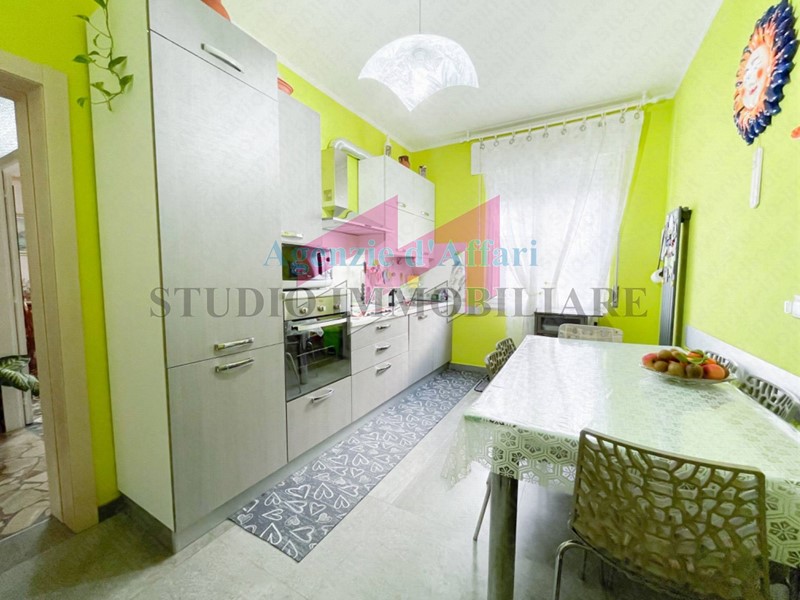 Appartamento in Vendita a Castelmassa, 80'000€, 120 m²