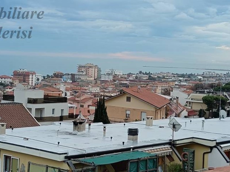 Villetta a schiera in Vendita a Grottammare, 550'000€, 269 m²