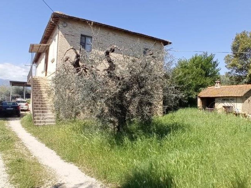 Casa Indipendente in Vendita a Spinetoli, 210'000€, 320 m²