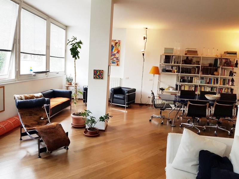 Quadrilocale in Vendita a Busto Arsizio, 255'000€, 200 m²