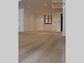 Appartamento in Vendita a Ascoli Piceno, 415'000€, 190 m²