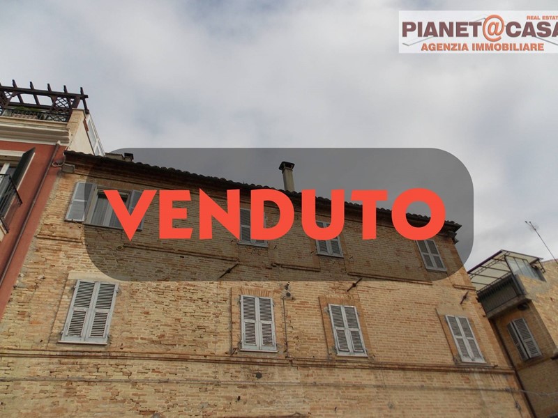 Quadrilocale in Vendita a Offida, 88'000&euro;, 100 m²