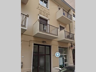 Immobile commerciale in Affitto a San Benedetto del Tronto, 800€, 50 m²