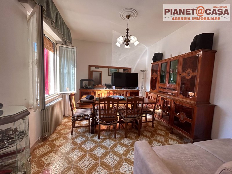 Casa Indipendente in Vendita a Ancarano, 95'000€, 135 m²