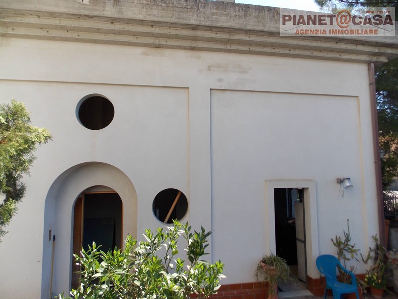 Casa Indipendente in Vendita a Castel di Lama, 79'000€, 180 m²