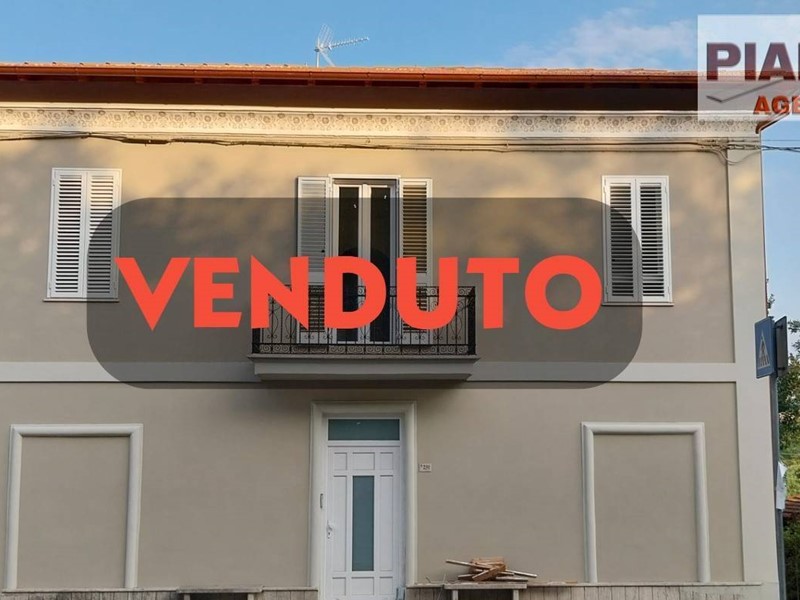 Casa Indipendente in Vendita a Castel di Lama, 215'000€, 250 m²
