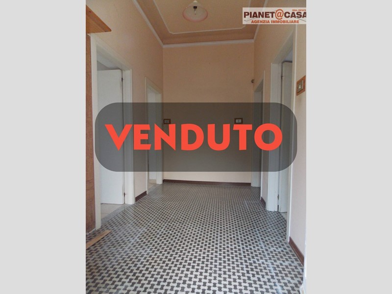 Quadrilocale in Vendita a Castel di Lama, 69'000€, 150 m²