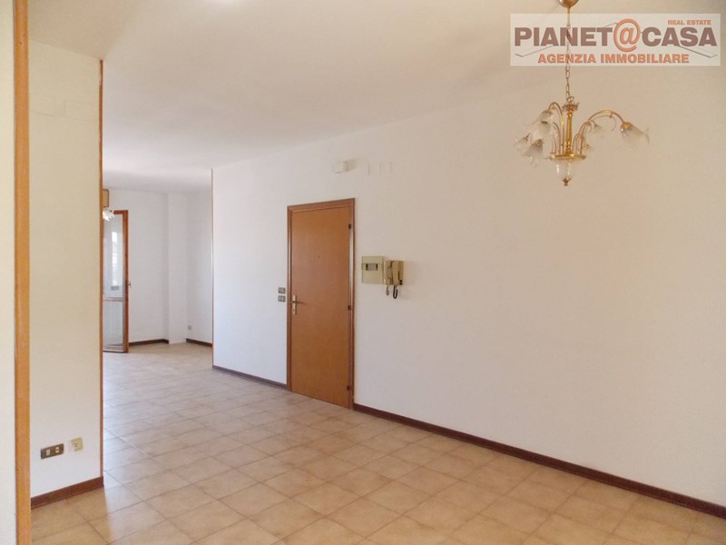 Appartamento in Vendita a Monteprandone, 118'000€, 150 m²