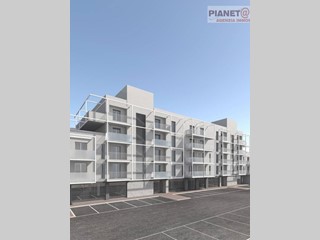 Immobile commerciale in Vendita a Ascoli Piceno, 2'100€, 152 m²