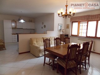 Quadrilocale in Vendita a Castel di Lama, 160'000€, 150 m²