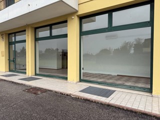 Immobile commerciale in Affitto a Silea, 550€, 35 m²