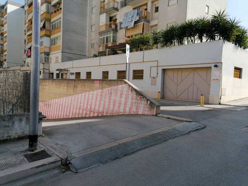 Box in Vendita a Canosa di Puglia, 15'000€, 15 m²