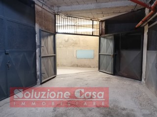 Box in Vendita a Canosa di Puglia, 13'000€, 15 m²