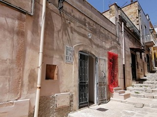 Casa Indipendente in Vendita a Canosa di Puglia, 45'000€, 60 m²