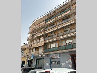 Box in Vendita a Canosa di Puglia, 27'000€, 75 m²