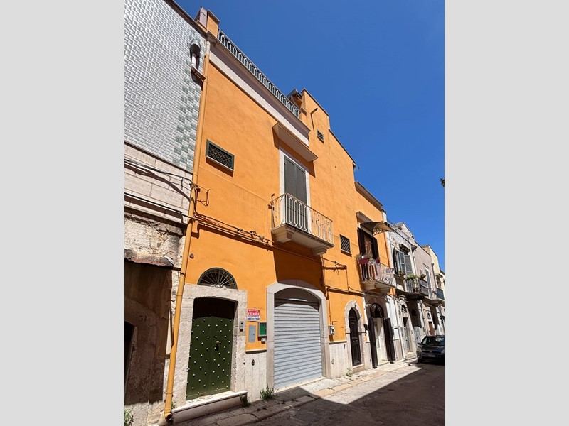 Casa Indipendente in Vendita a Canosa di Puglia, 95'000€, 70 m²