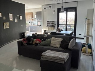 Trilocale in Vendita a Olgiate Olona, 175'000€, 104 m²