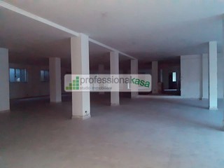 Immobile commerciale in Vendita a Vasto, 600'000€, 1460 m²