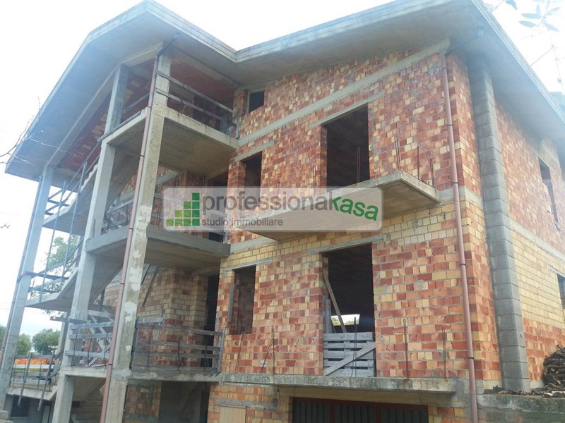 Casa Indipendente in Vendita a Vasto, 230'000&euro;, 270 m²