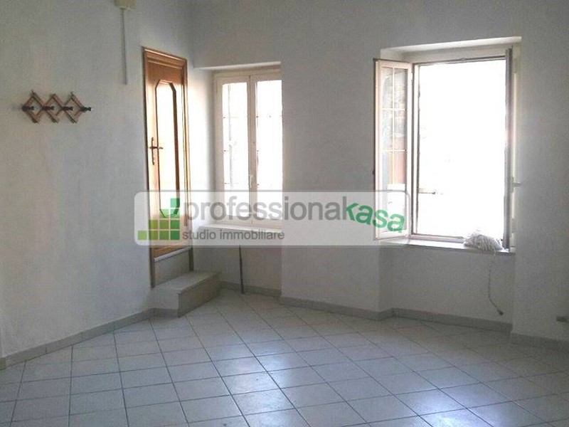 Ufficio in Affitto a Vasto, 600&euro;, 70 m²