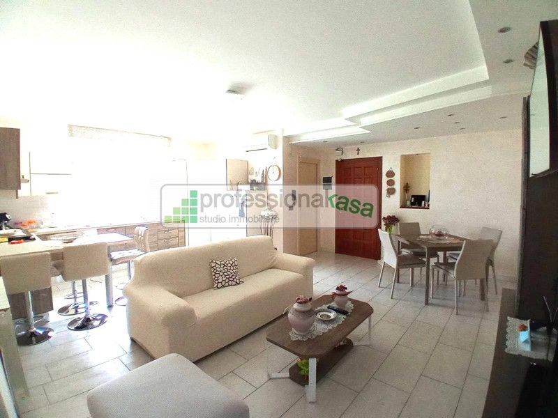 Appartamento in Vendita a Montenero di Bisaccia, 105'000€, 110 m²