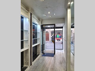 Immobile commerciale in Affitto a Ferrara, 650€, 15 m²