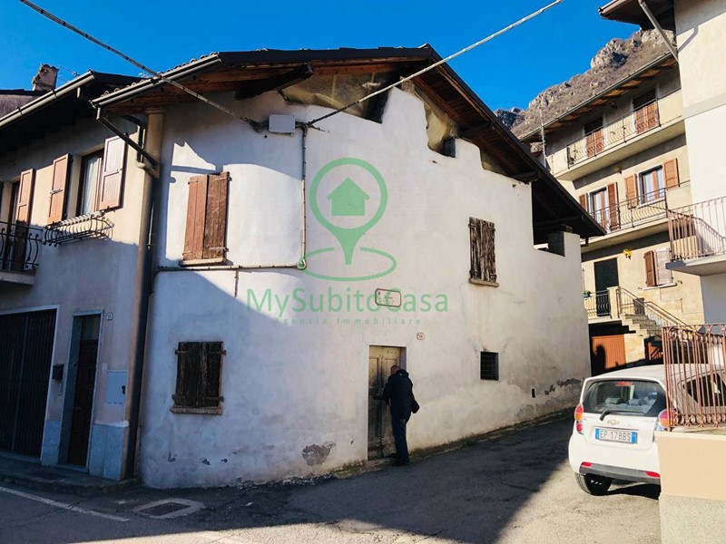 Rustico in Vendita a Mura, 20'000€, 78 m²