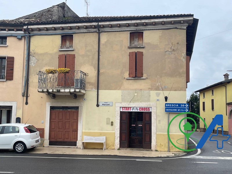 Appartamento in Vendita a Solferino, 350'000&euro;, 560 m²