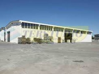 Capannone in Affitto a Osnago, 15'750€, 4820 m²