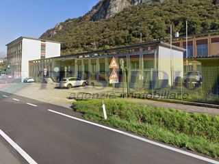 Capannone in Affitto a Calolziocorte, 4'130€, 1180 m²