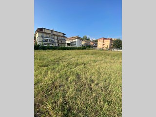 Terreno edificabile in Vendita a Montegiorgio, 184'000€, 4290 m²