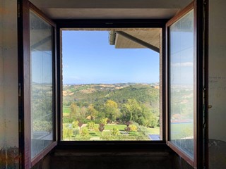 Casa Indipendente in Vendita a Montappone, 520'000€, 1000 m²