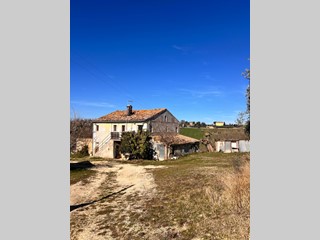 Casa Indipendente in Vendita a Recanati, 280'000&euro;, 263 m²