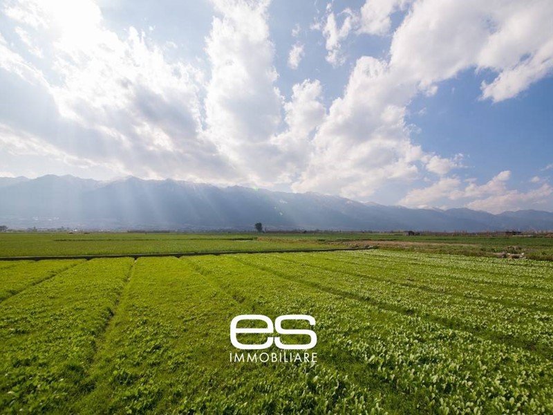 Terreno agricolo in Vendita a Cassago Brianza, 82'000€, 6000 m²