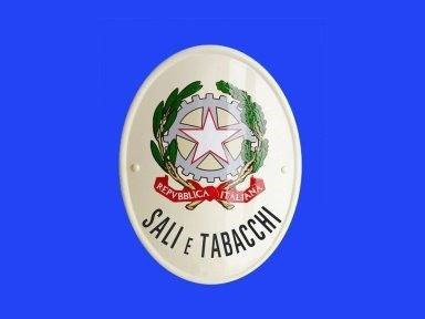 Attività commerciale in Vendita a Legnano, 200'000€, 60 m²