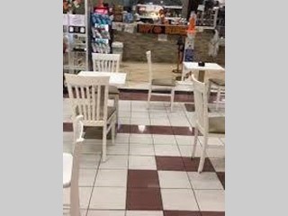 Attività commerciale in Vendita a Nerviano, 50'000€, 65 m²