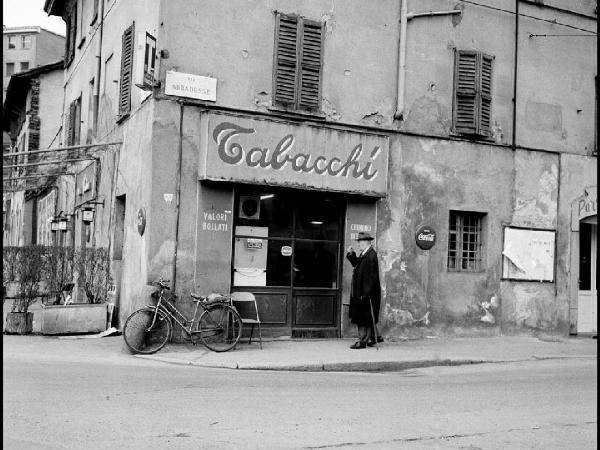 Attività commerciale in Vendita a Legnano, 249'000€, 100 m²